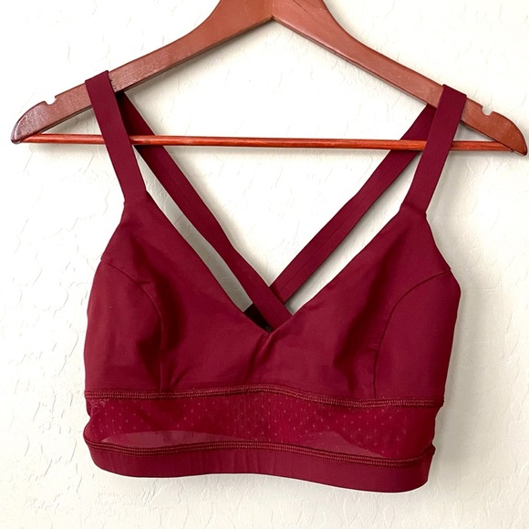 Lululemon Sports Bra - Picture 1 of 4